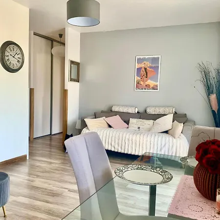 Les Collines Apartment